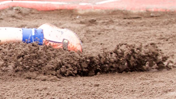generic track and field boys jumpers photo Diana Dettwyler.
